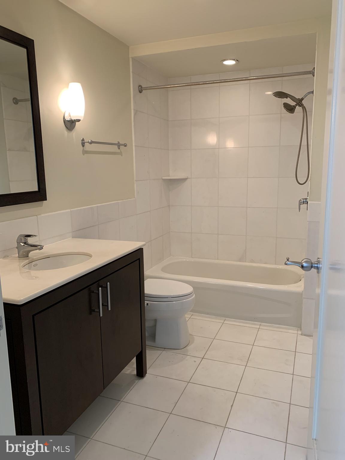 OLD CITY - Residential Lease