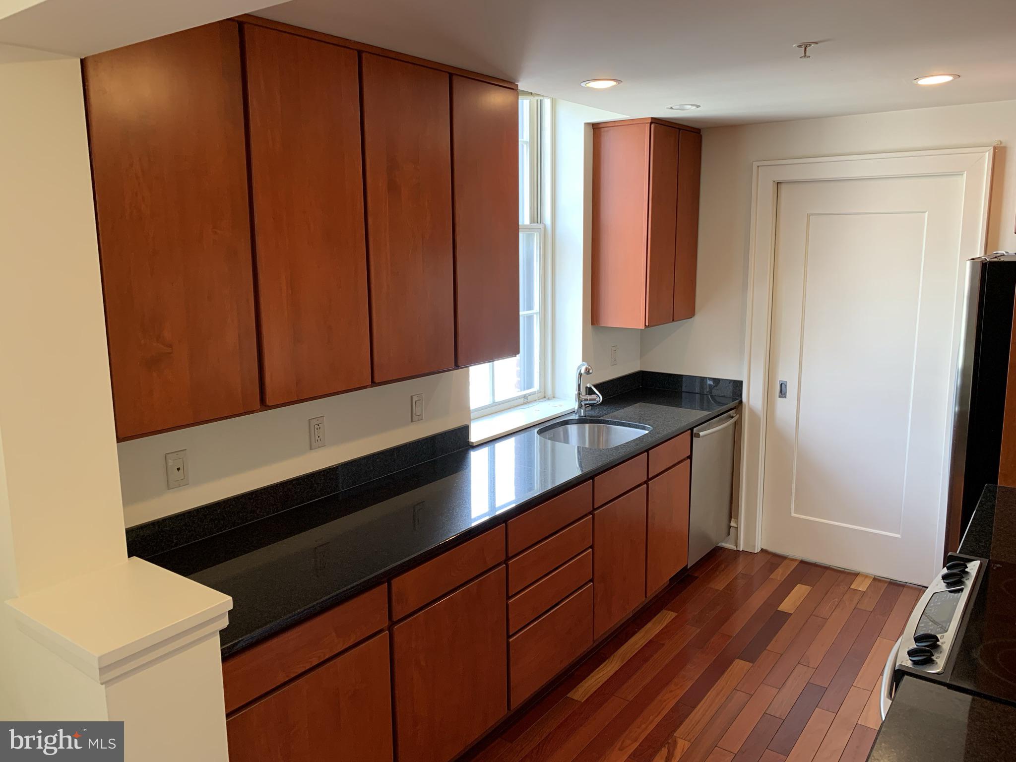 OLD CITY - Residential Lease