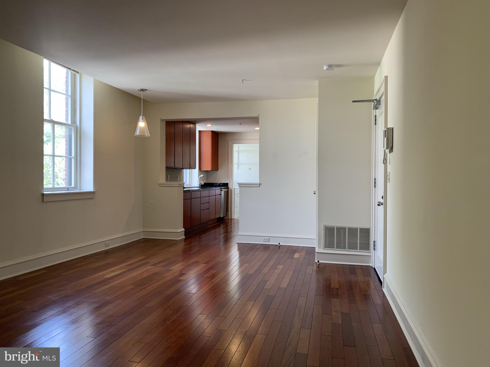 OLD CITY - Residential Lease