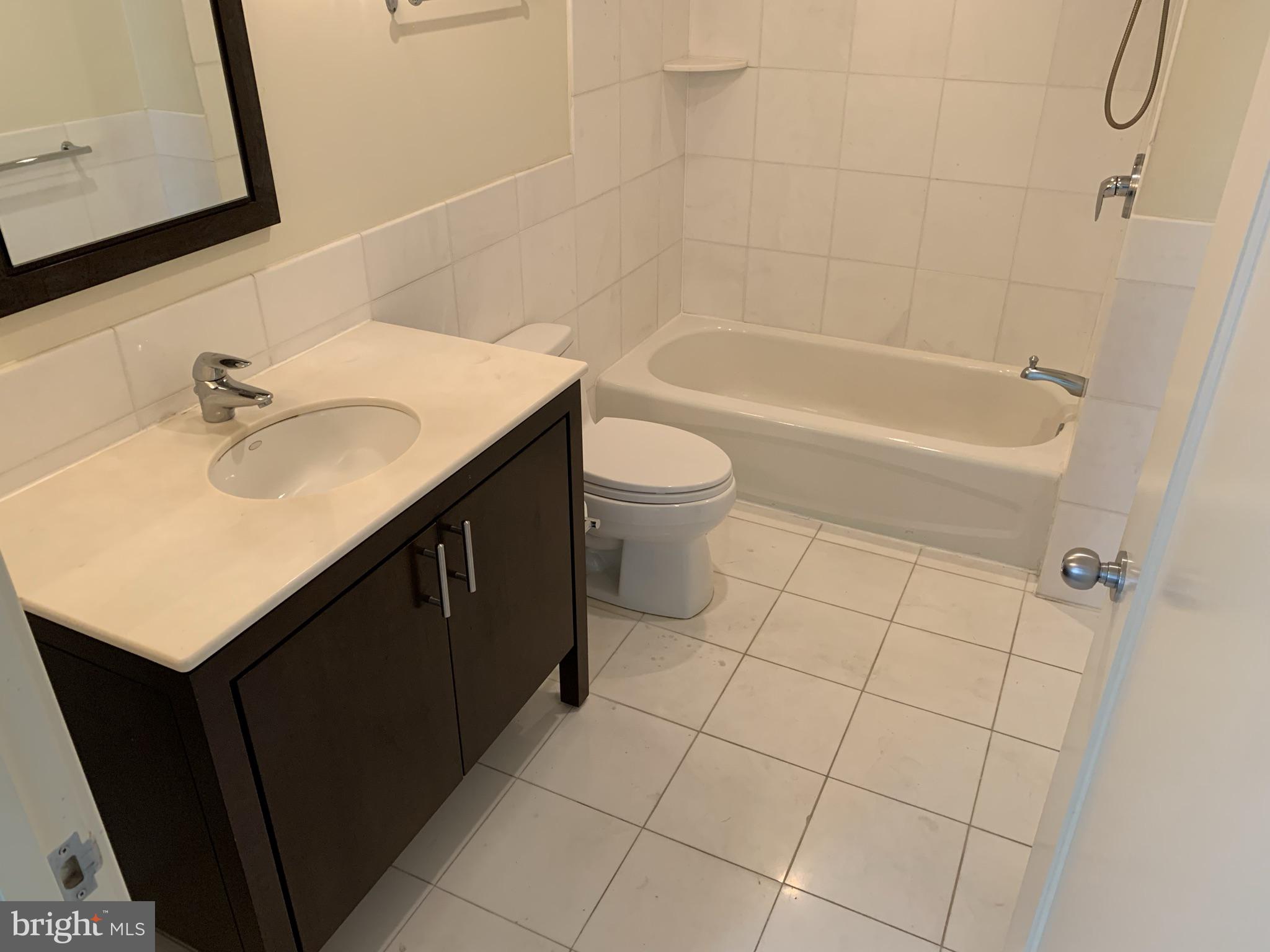 OLD CITY - Residential Lease