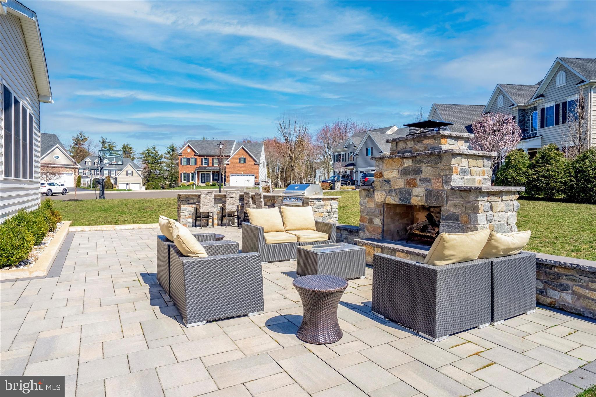 WARRINGTON SPRINGS - Residential