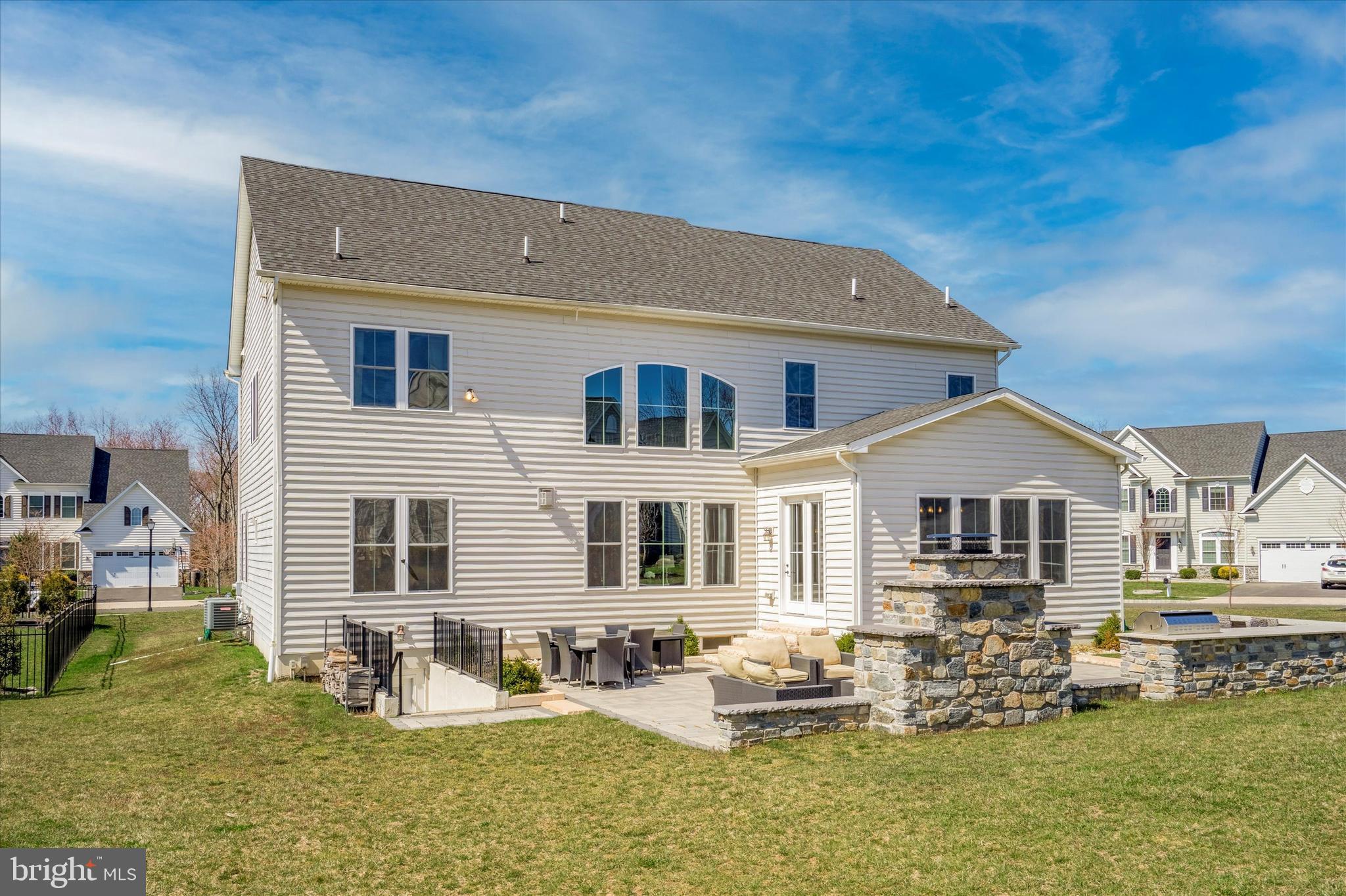 WARRINGTON SPRINGS - Residential