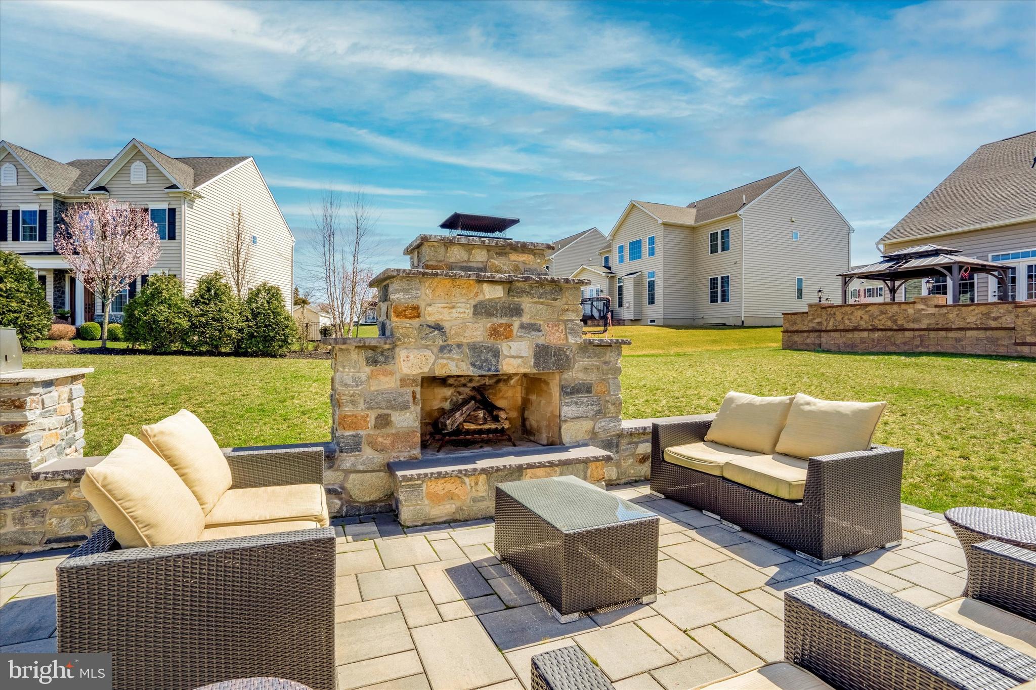 WARRINGTON SPRINGS - Residential