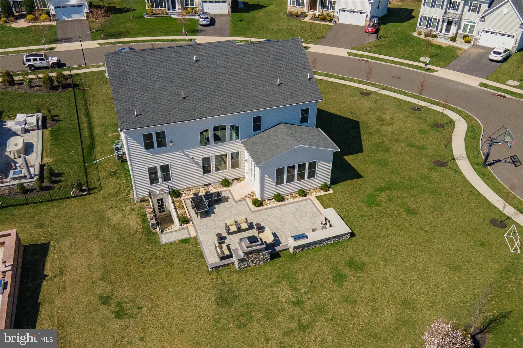 WARRINGTON SPRINGS - Residential