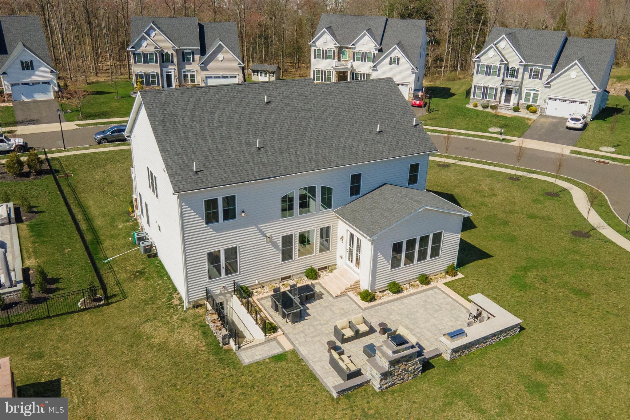 WARRINGTON SPRINGS - Residential