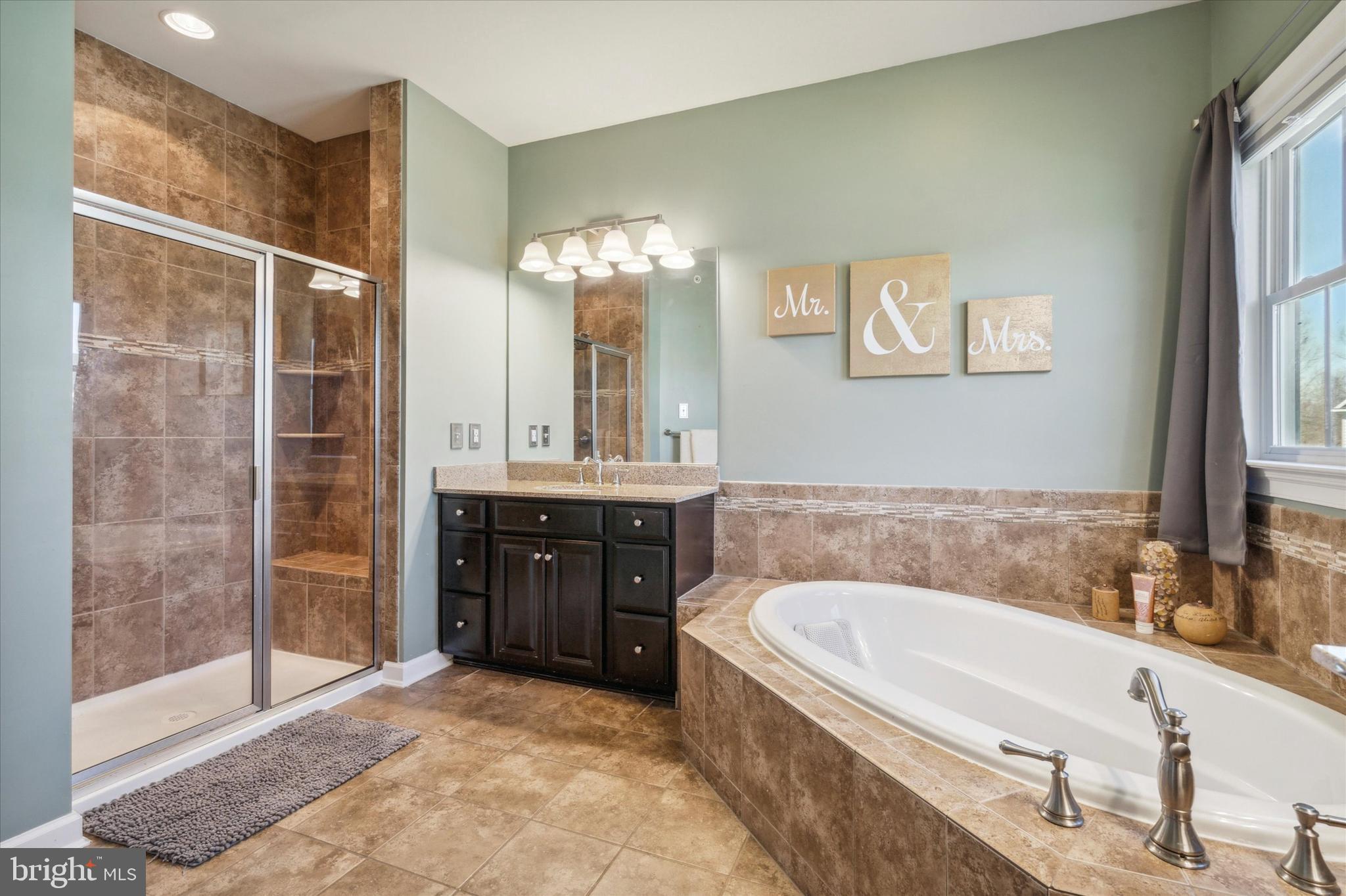 WARRINGTON SPRINGS - Residential