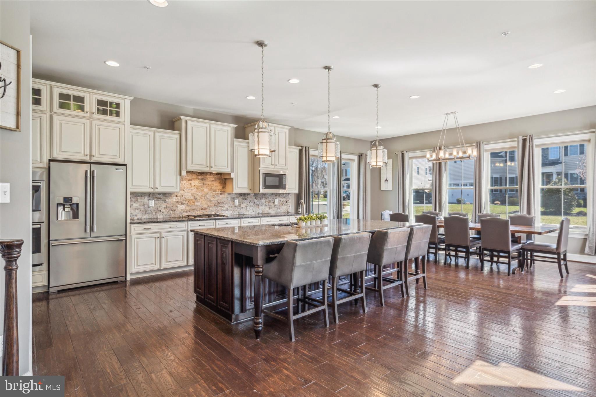 WARRINGTON SPRINGS - Residential