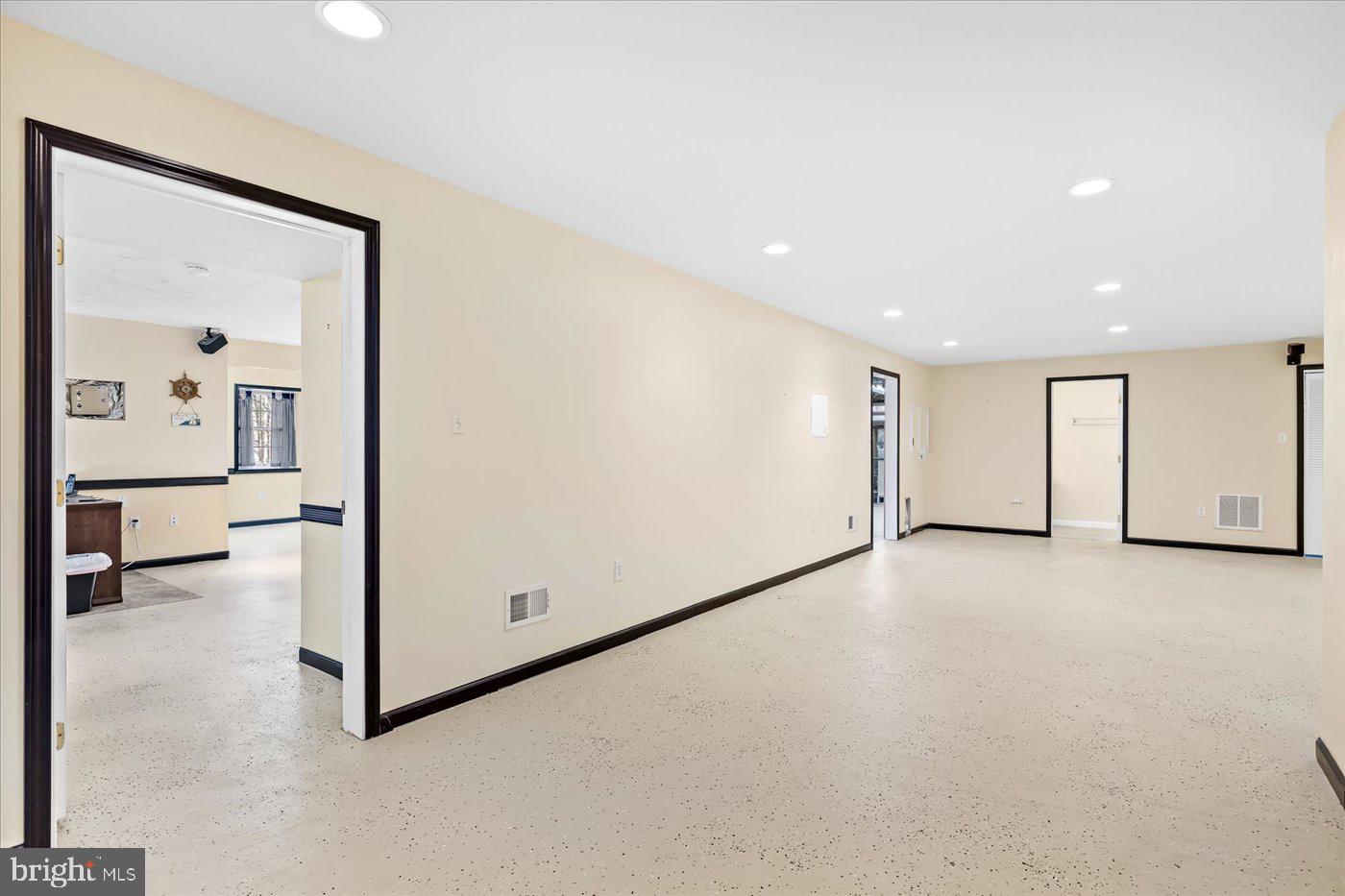 WORMAN ESTATES - Residential