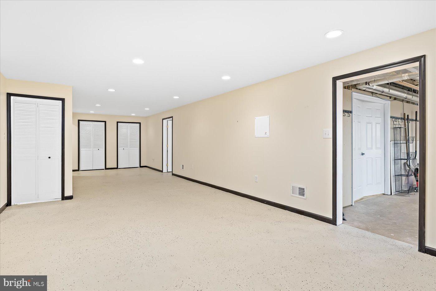 WORMAN ESTATES - Residential