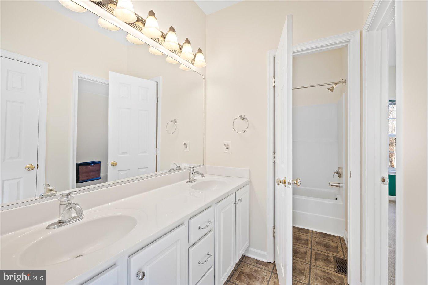 WORMAN ESTATES - Residential