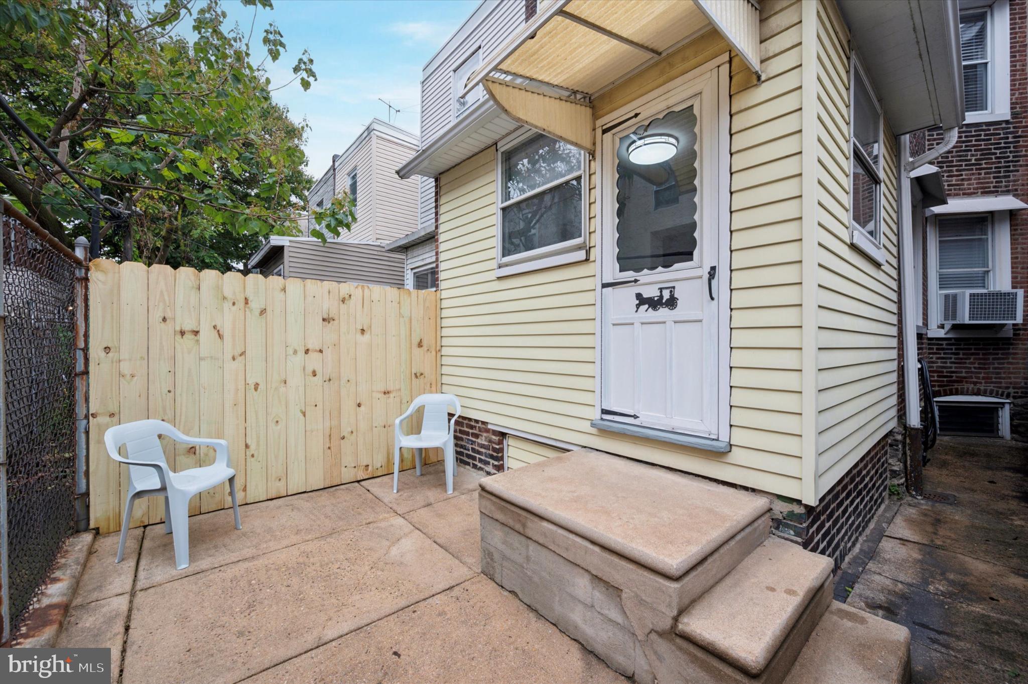 PORT RICHMOND - Residential