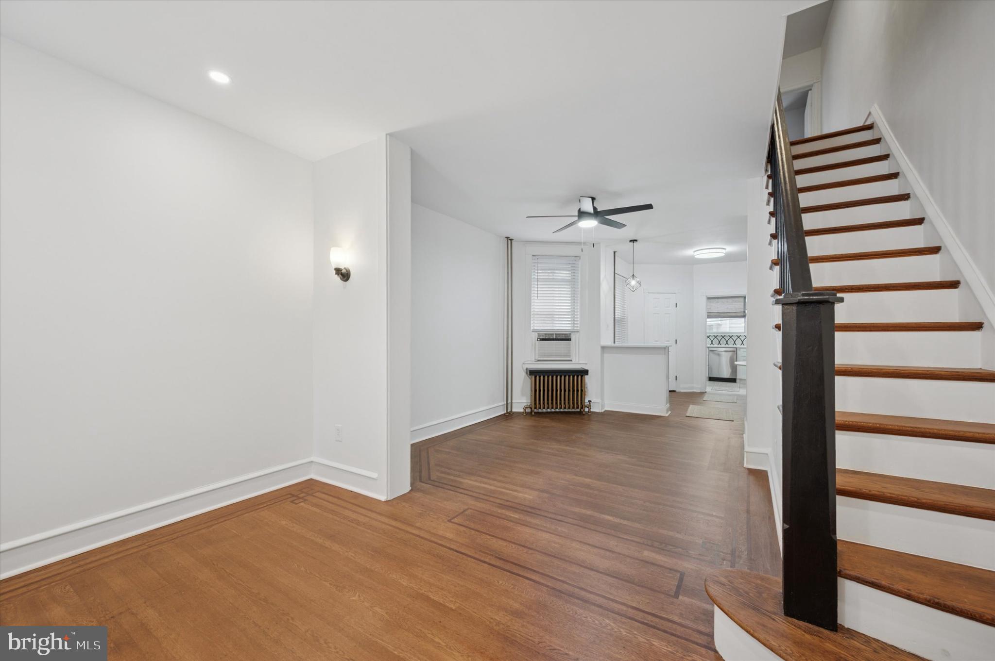 PORT RICHMOND - Residential