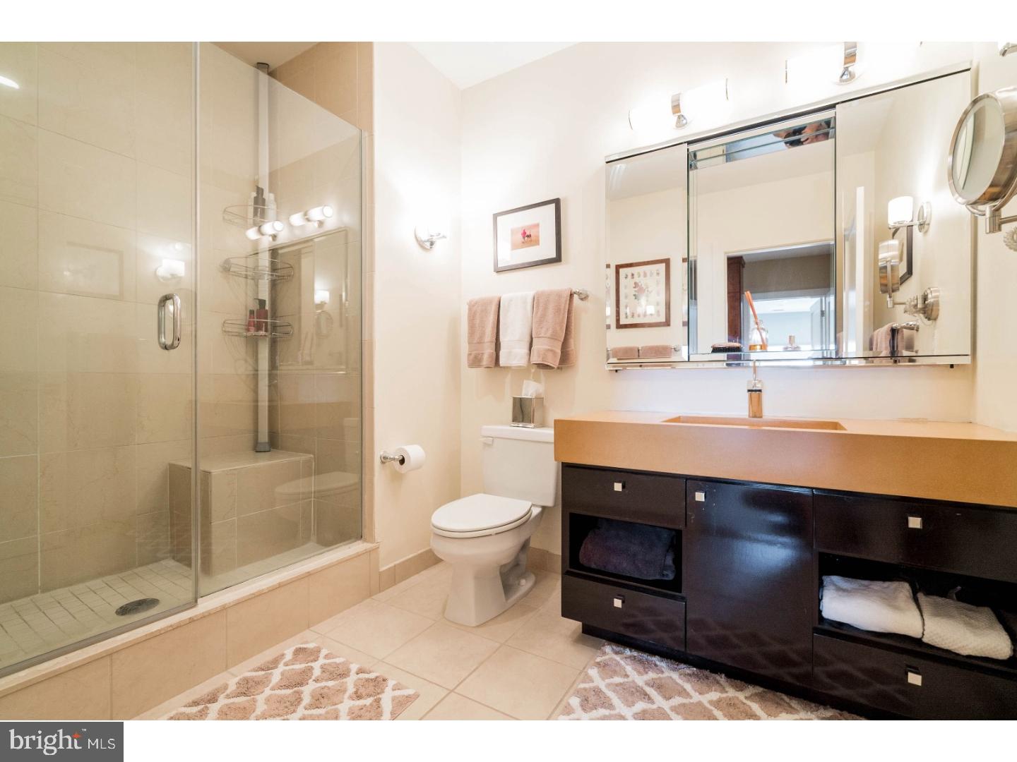 CENTER CITY - Residential