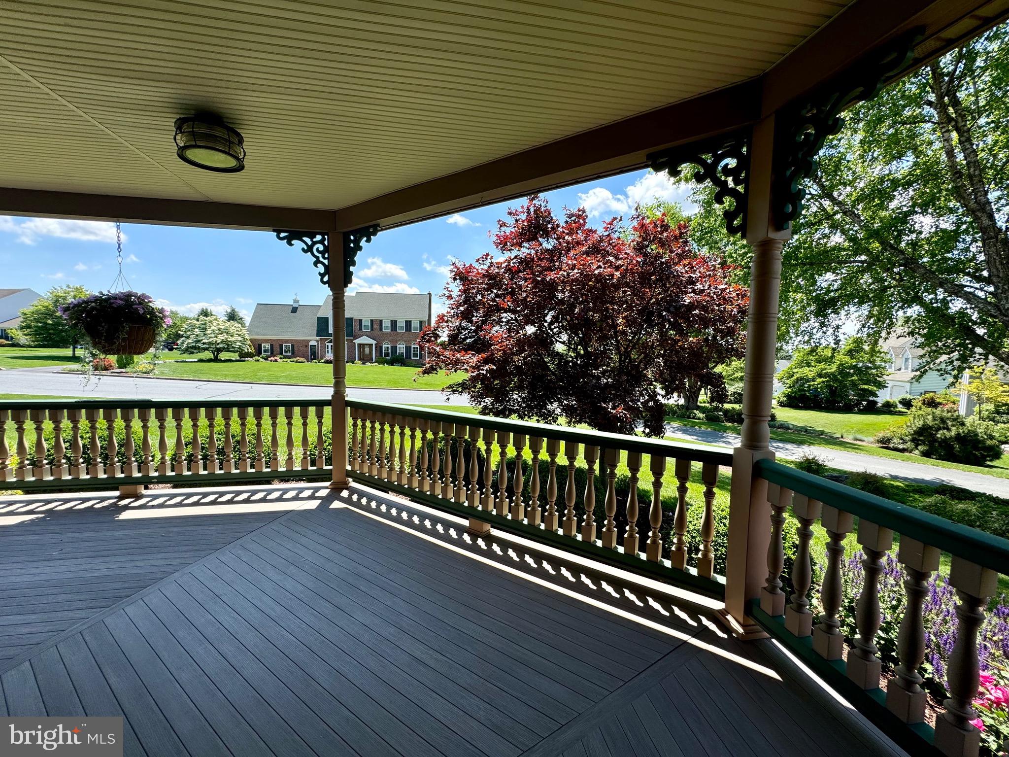 NORTH HILLS - Residential