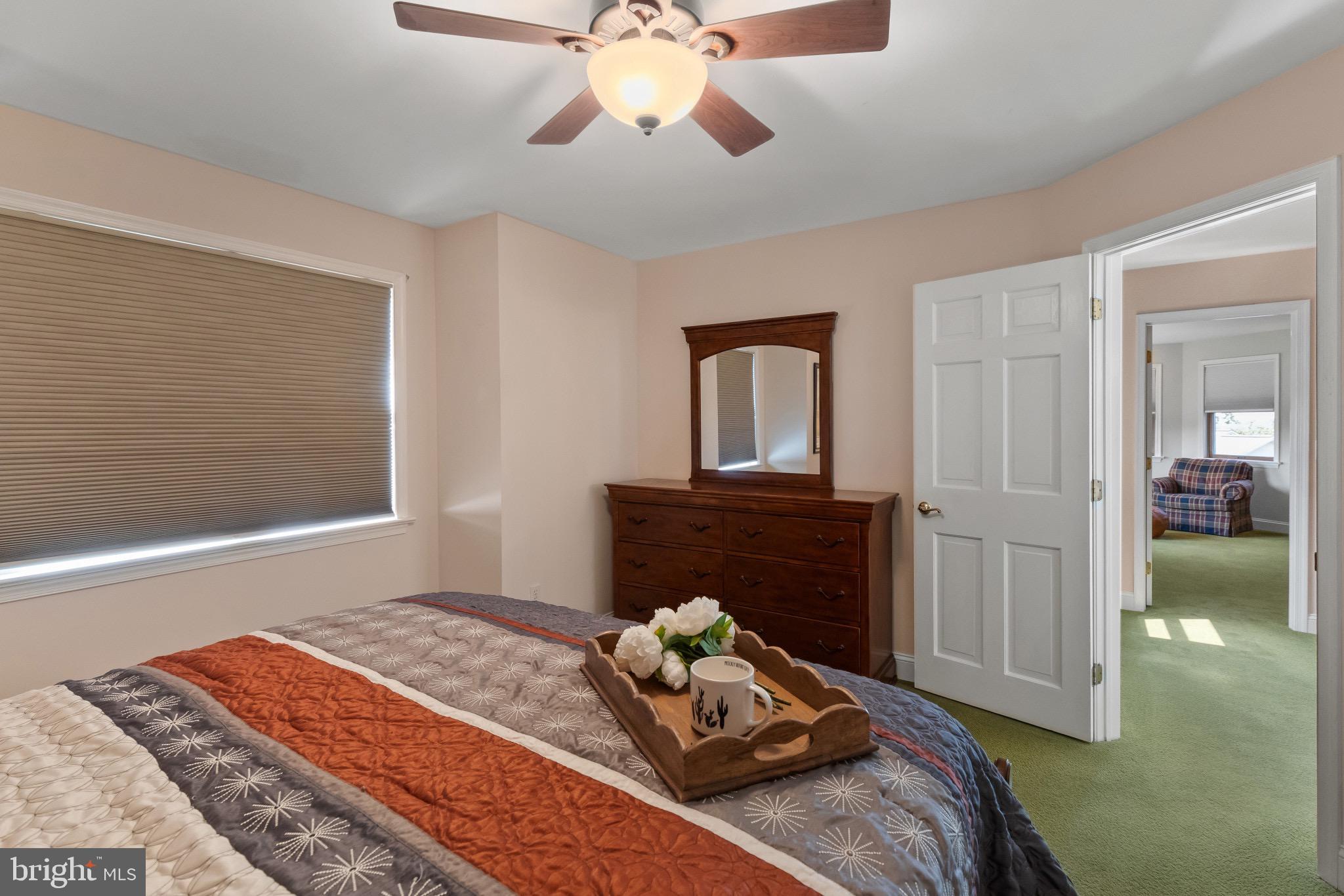 NORTH HILLS - Residential