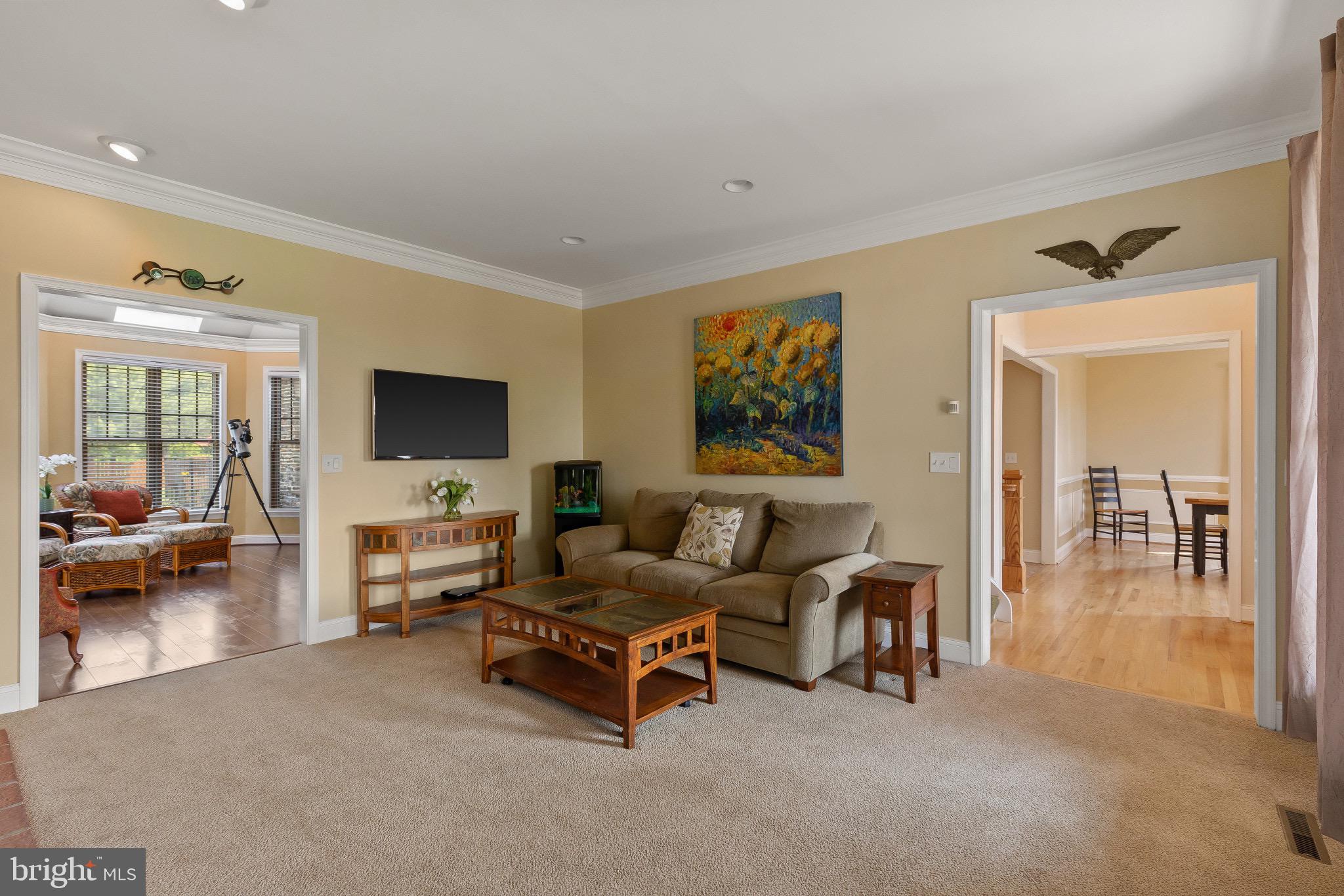 13 N CLEARVIEW DRIVE