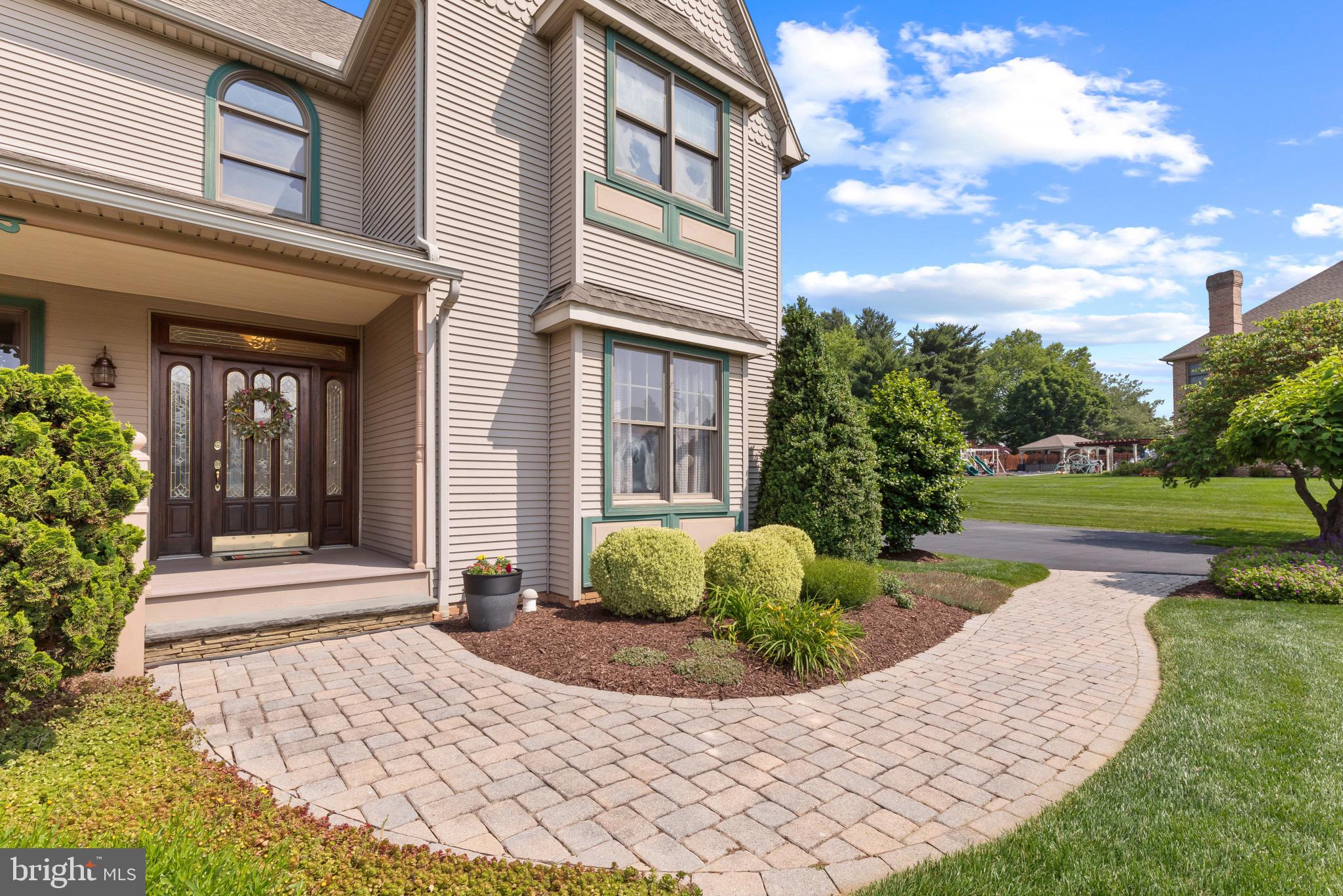 13 N CLEARVIEW DRIVE