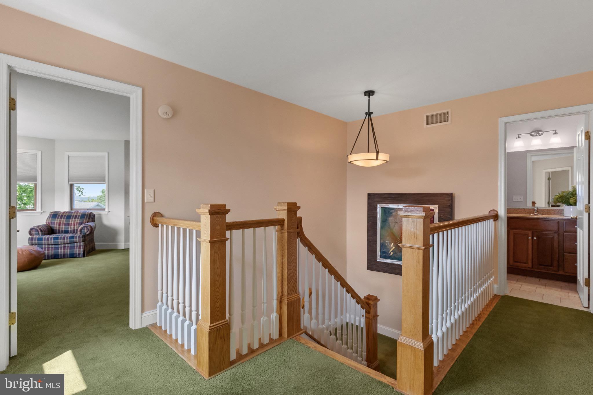 NORTH HILLS - Residential