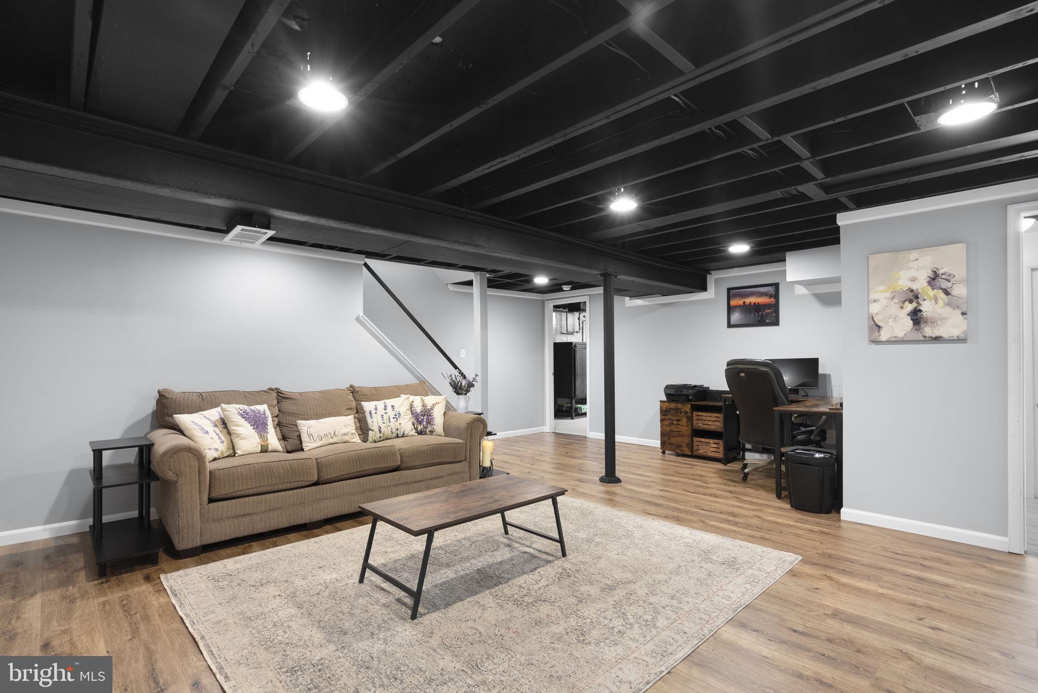 RIPPLING ESTATES - Residential