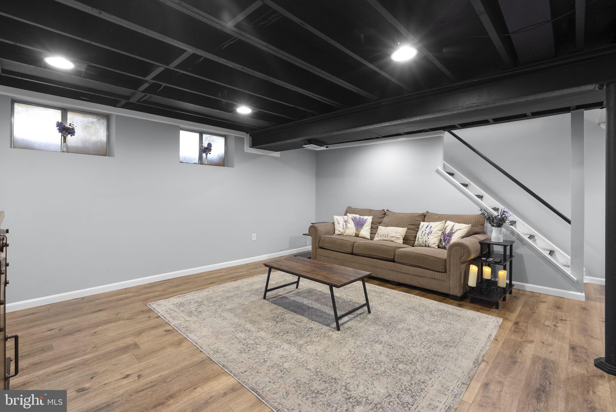 RIPPLING ESTATES - Residential