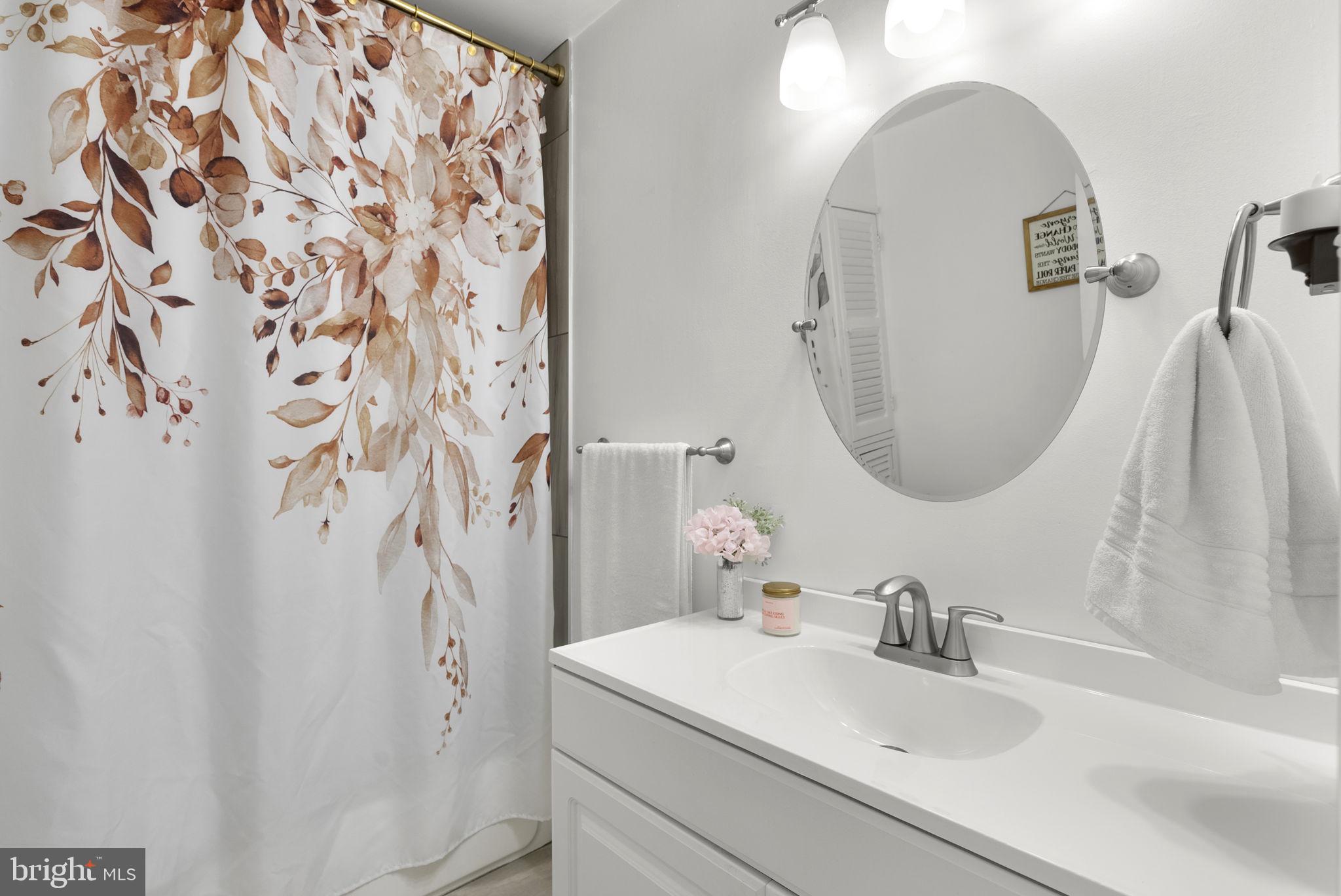 RIPPLING ESTATES - Residential