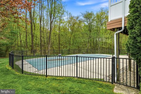 Tiny photo for 8 Cliff Court, SEWELL, NJ 08080 (MLS # NJGL2071568)