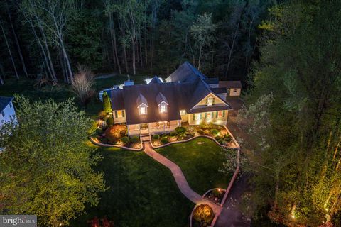 Photo of 8 Cliff Court, SEWELL, NJ 08080 (MLS # NJGL2071568)