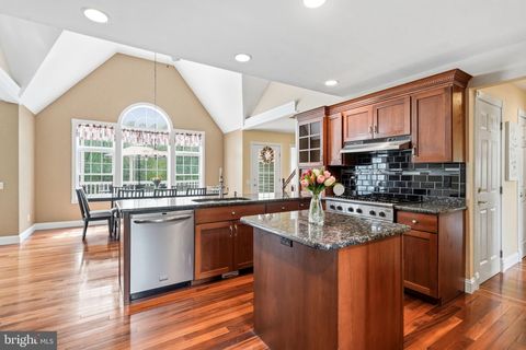 Tiny photo for 8 Cliff Court, SEWELL, NJ 08080 (MLS # NJGL2071568)