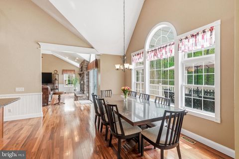 Tiny photo for 8 Cliff Court, SEWELL, NJ 08080 (MLS # NJGL2071568)