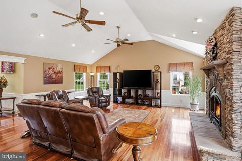 Tiny photo for 8 Cliff Court, SEWELL, NJ 08080 (MLS # NJGL2071568)