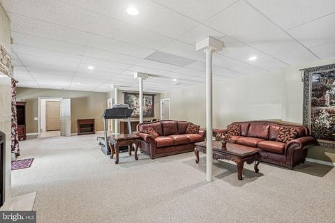 Tiny photo for 8 Cliff Court, SEWELL, NJ 08080 (MLS # NJGL2071568)