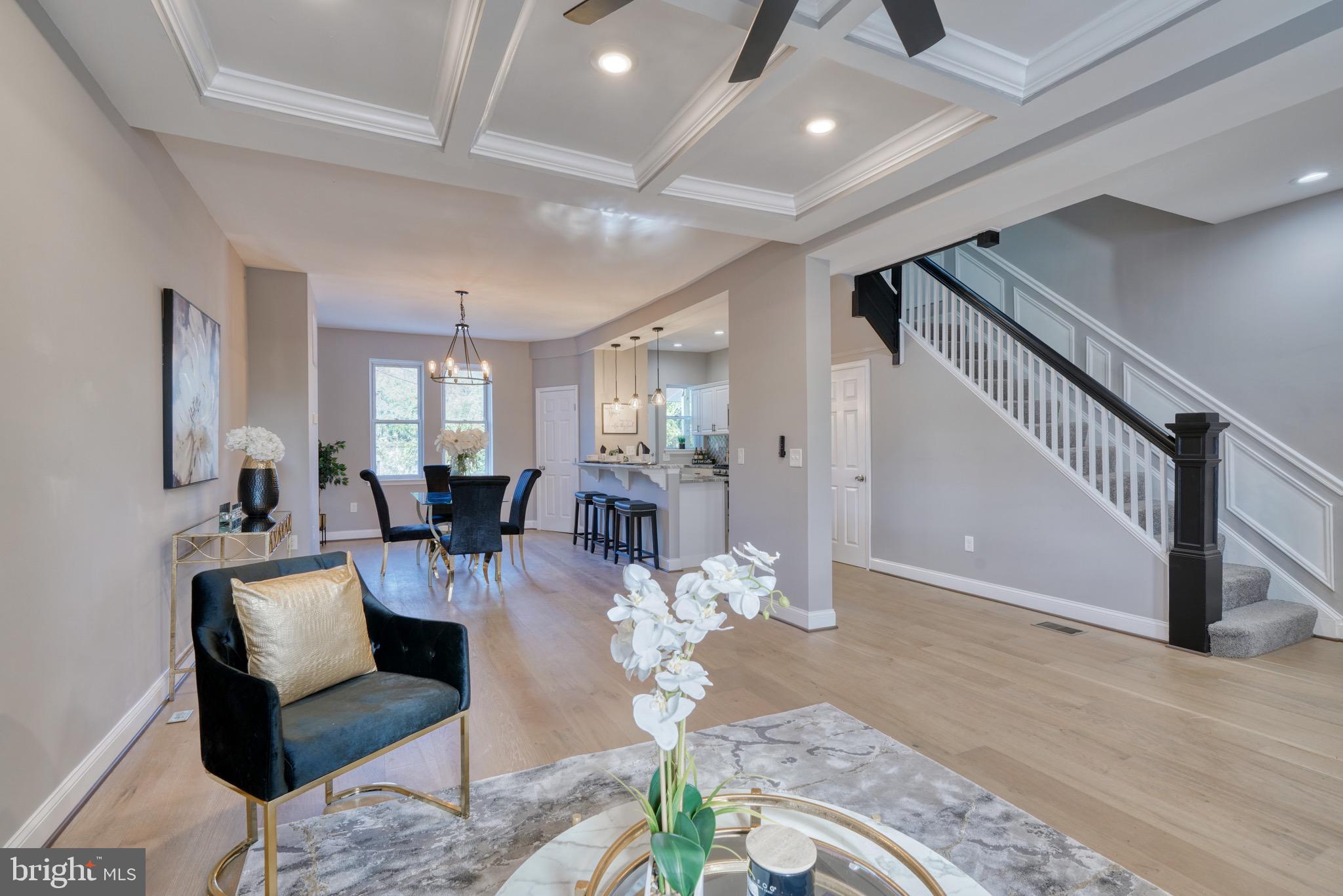 LIBERTY SQUARE - Residential