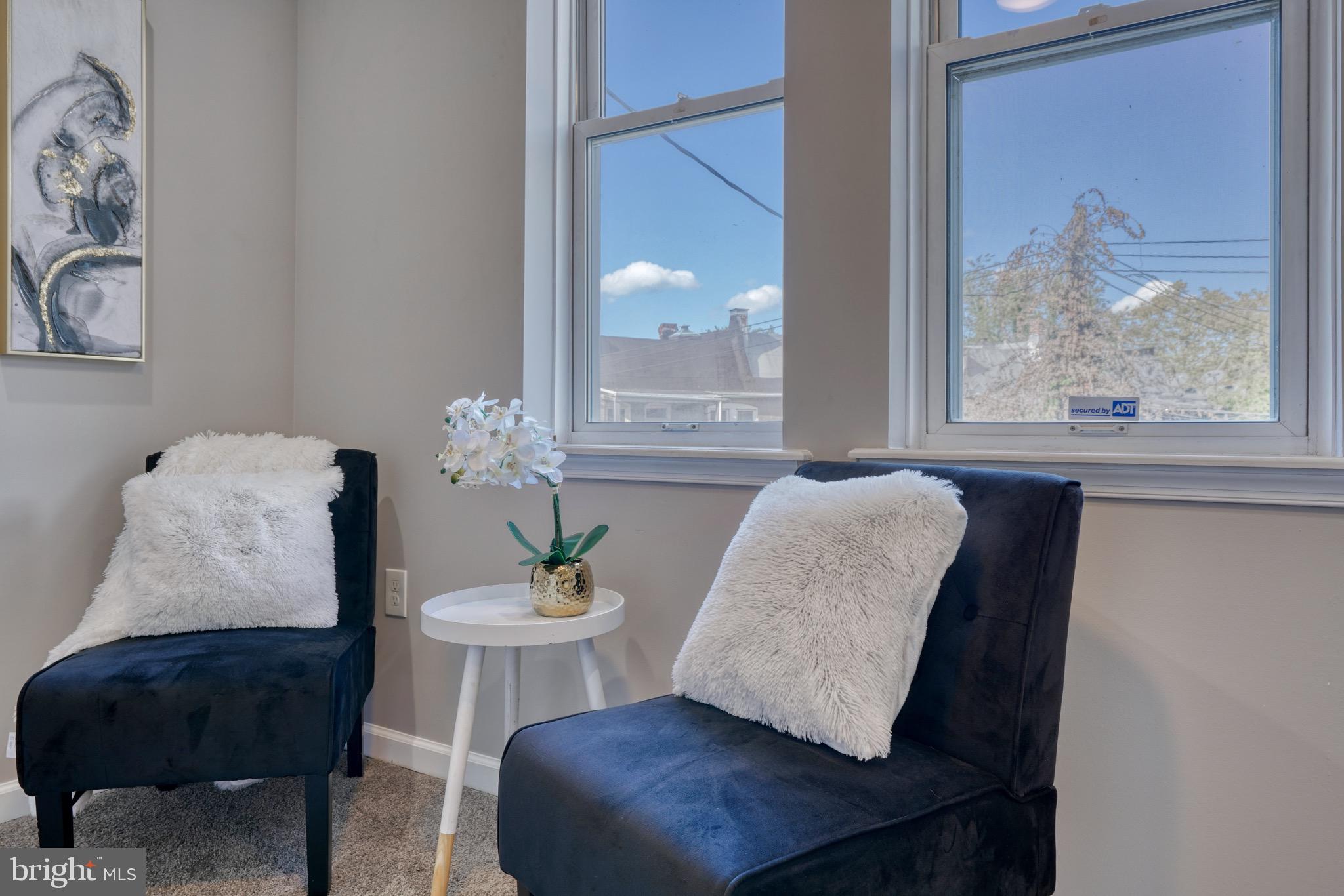 LIBERTY SQUARE - Residential