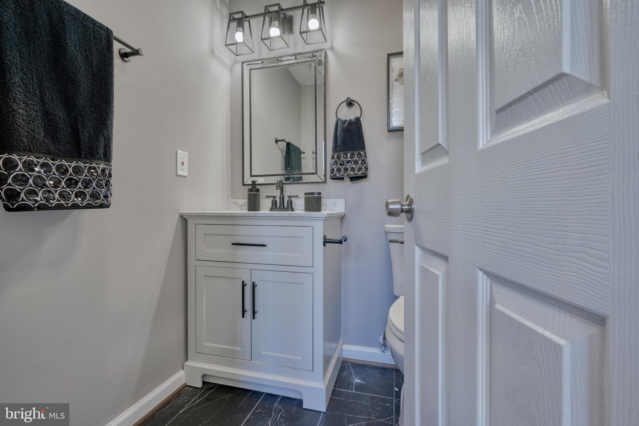 LIBERTY SQUARE - Residential