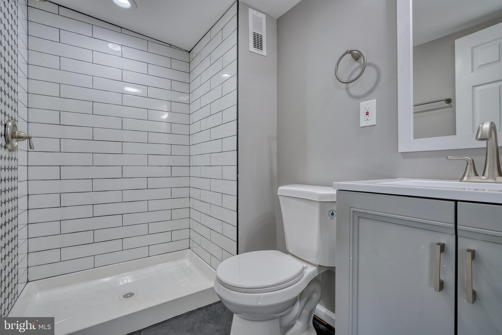 LIBERTY SQUARE - Residential