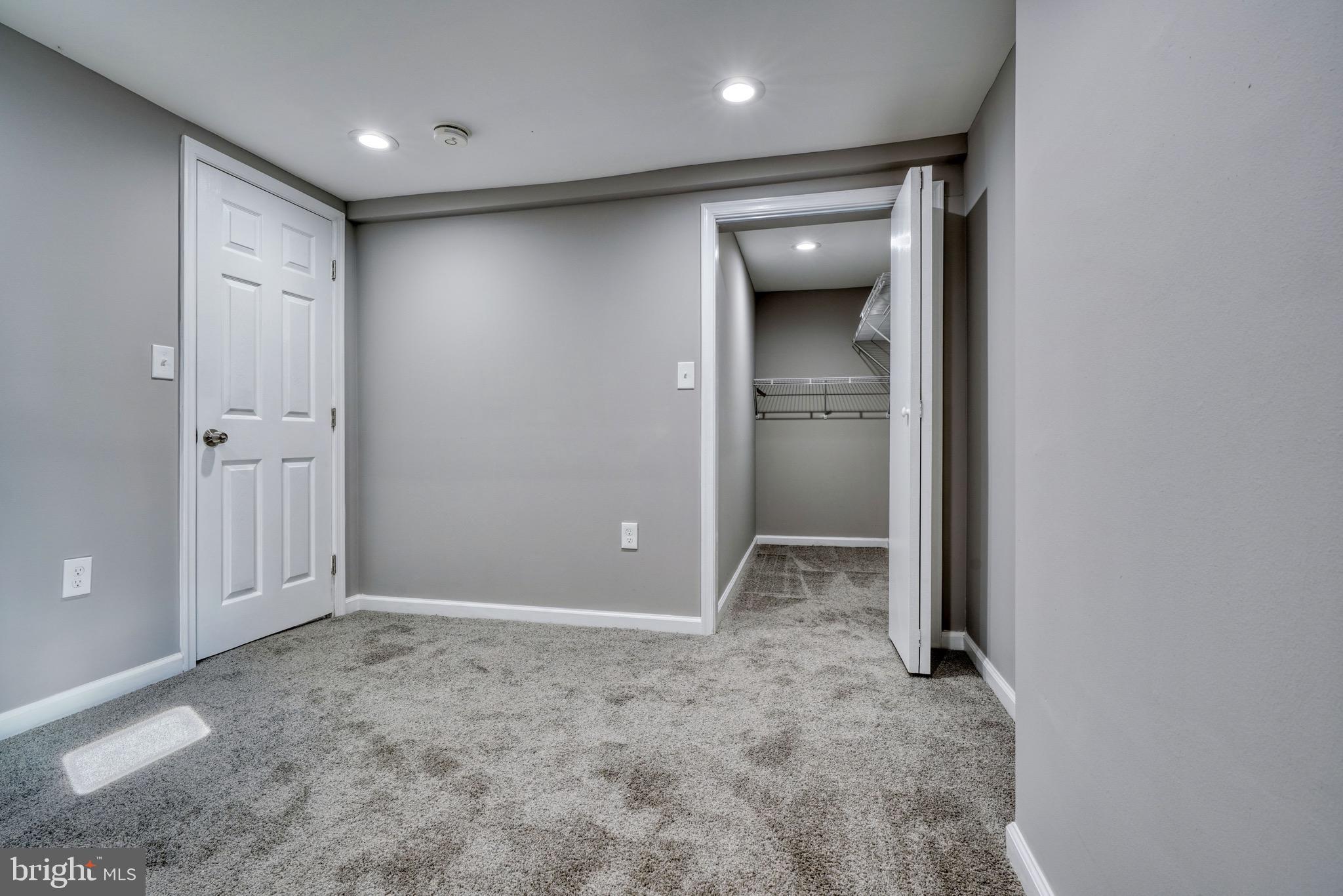 LIBERTY SQUARE - Residential