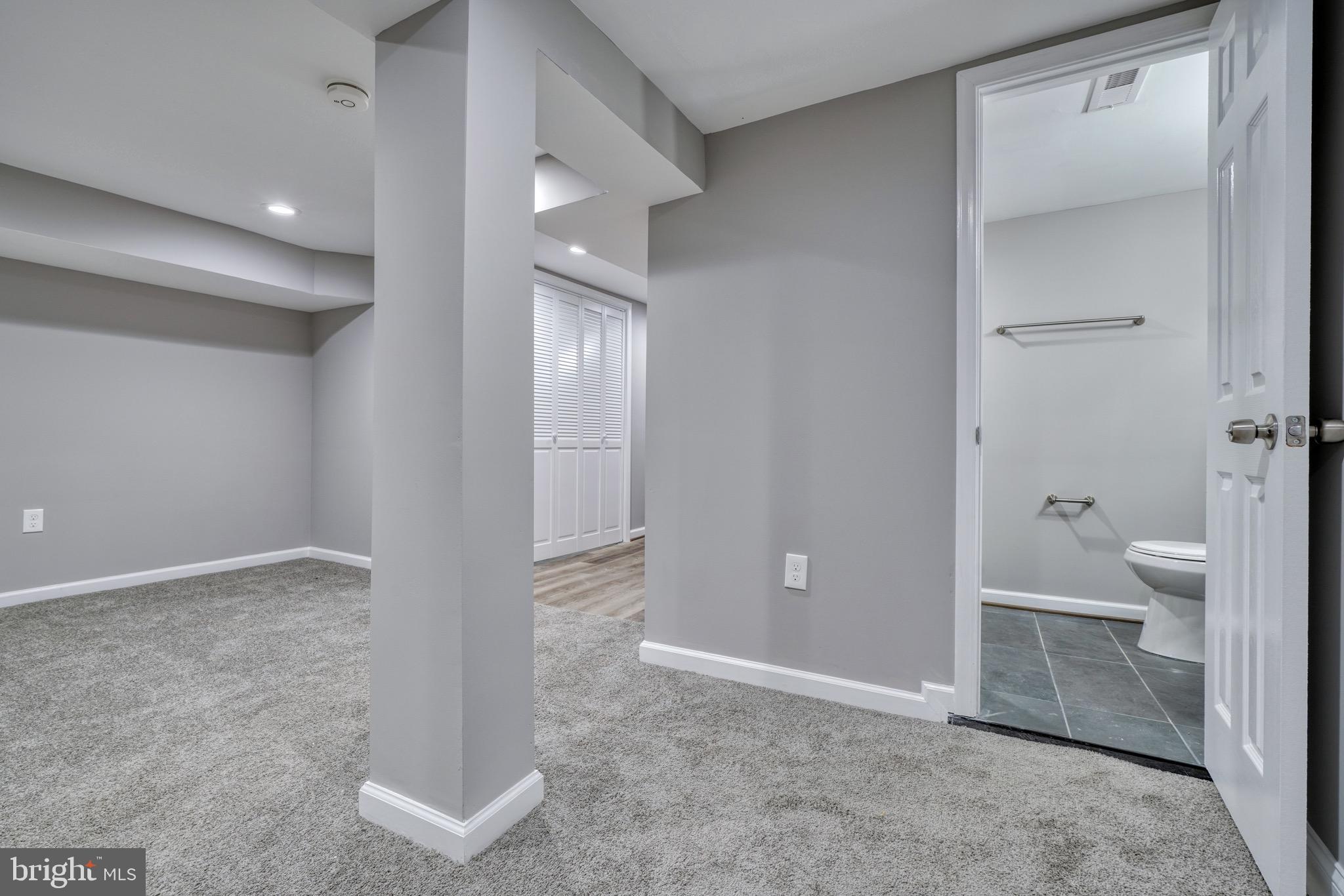 LIBERTY SQUARE - Residential