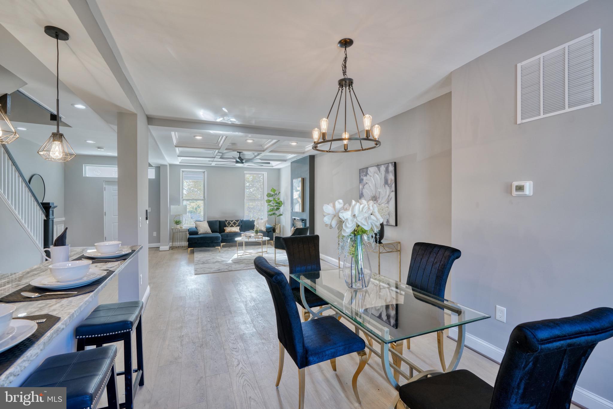 LIBERTY SQUARE - Residential