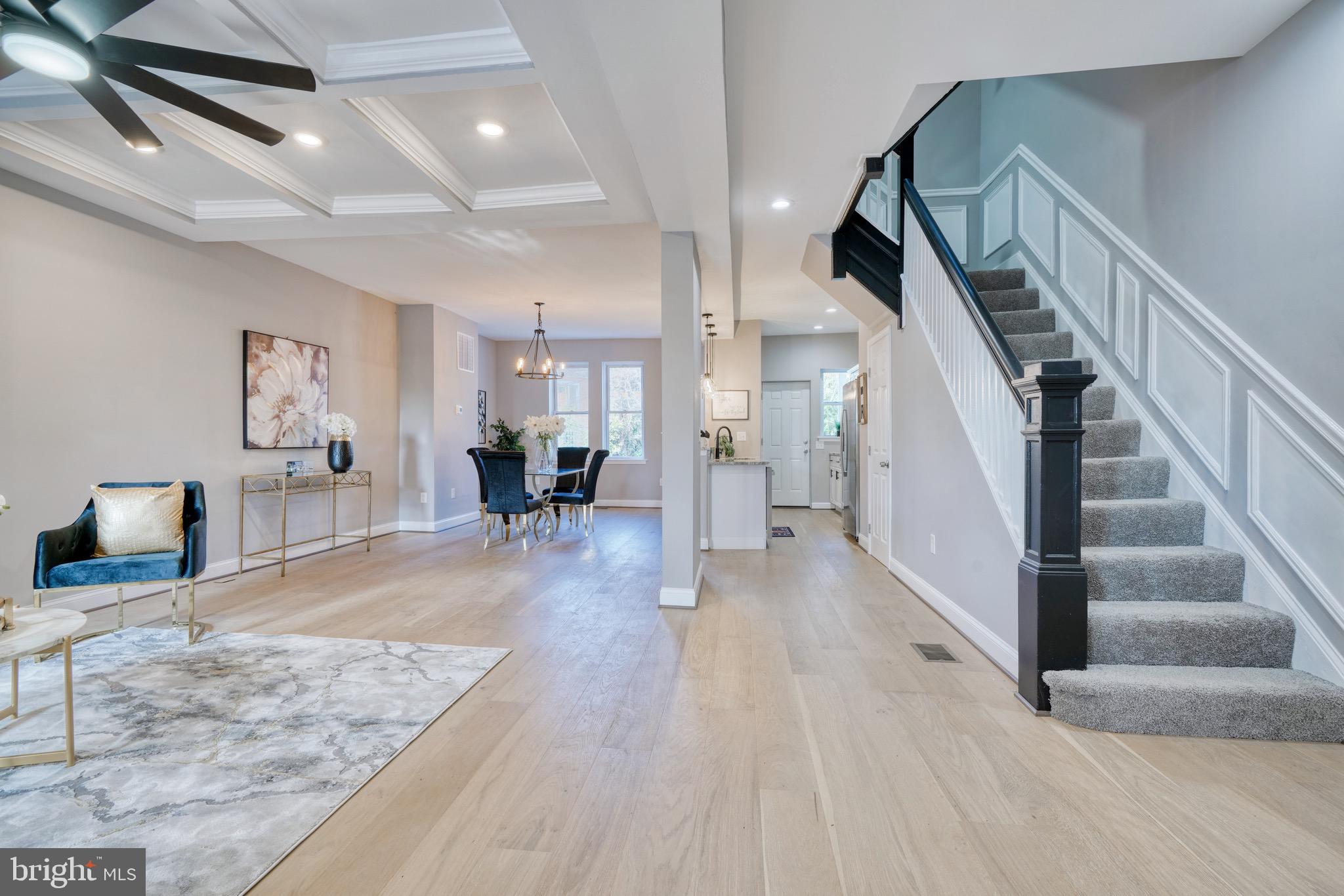 LIBERTY SQUARE - Residential