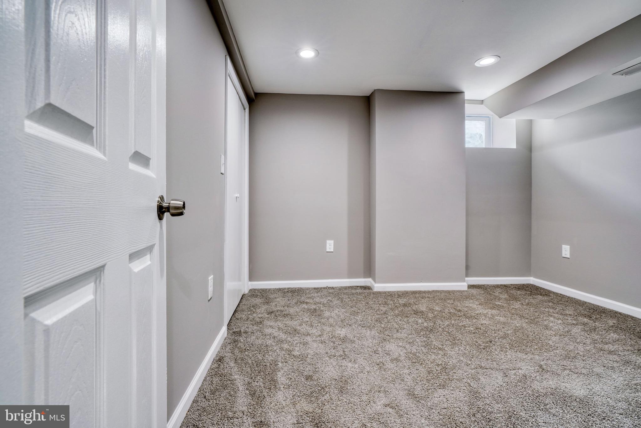 LIBERTY SQUARE - Residential