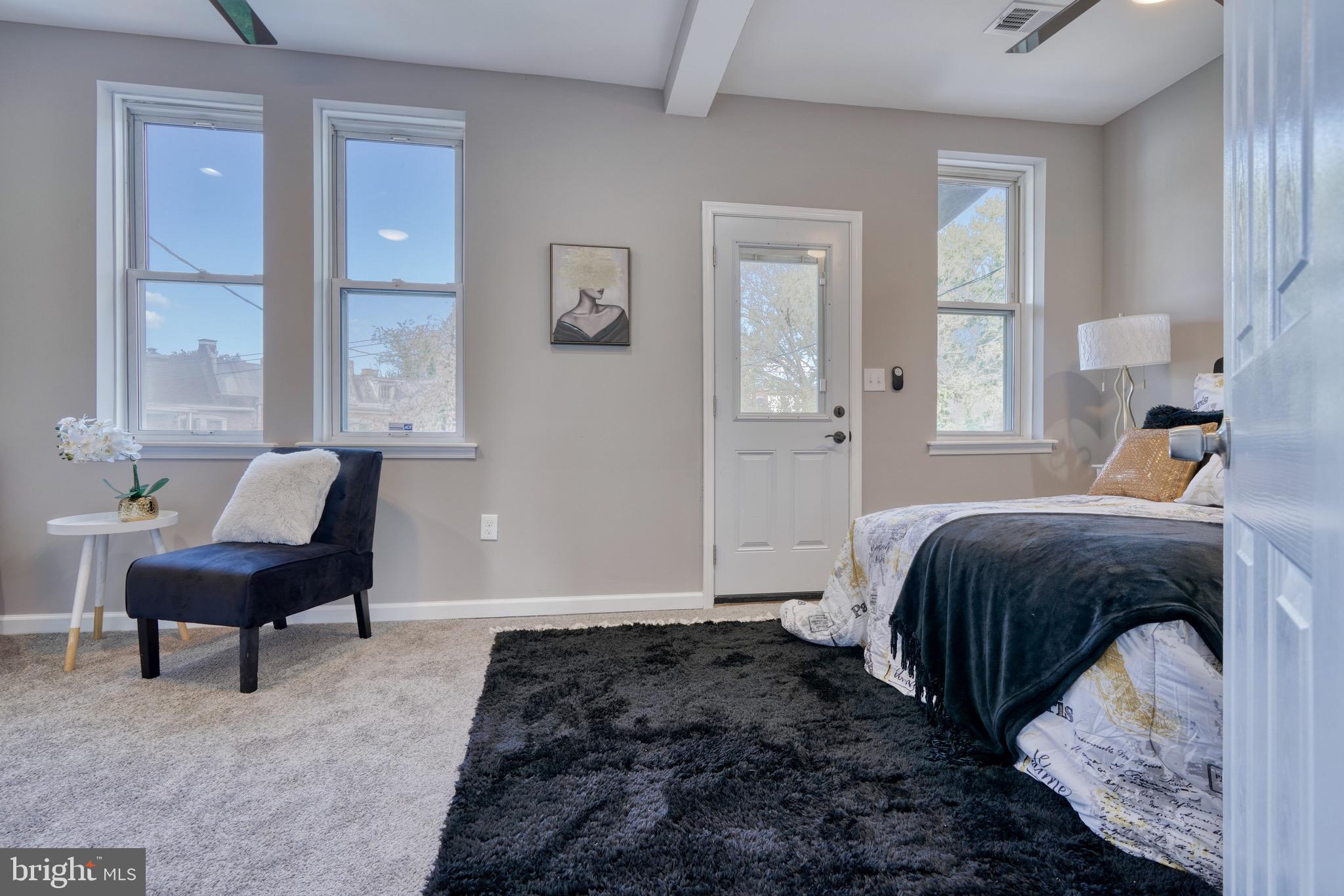 LIBERTY SQUARE - Residential