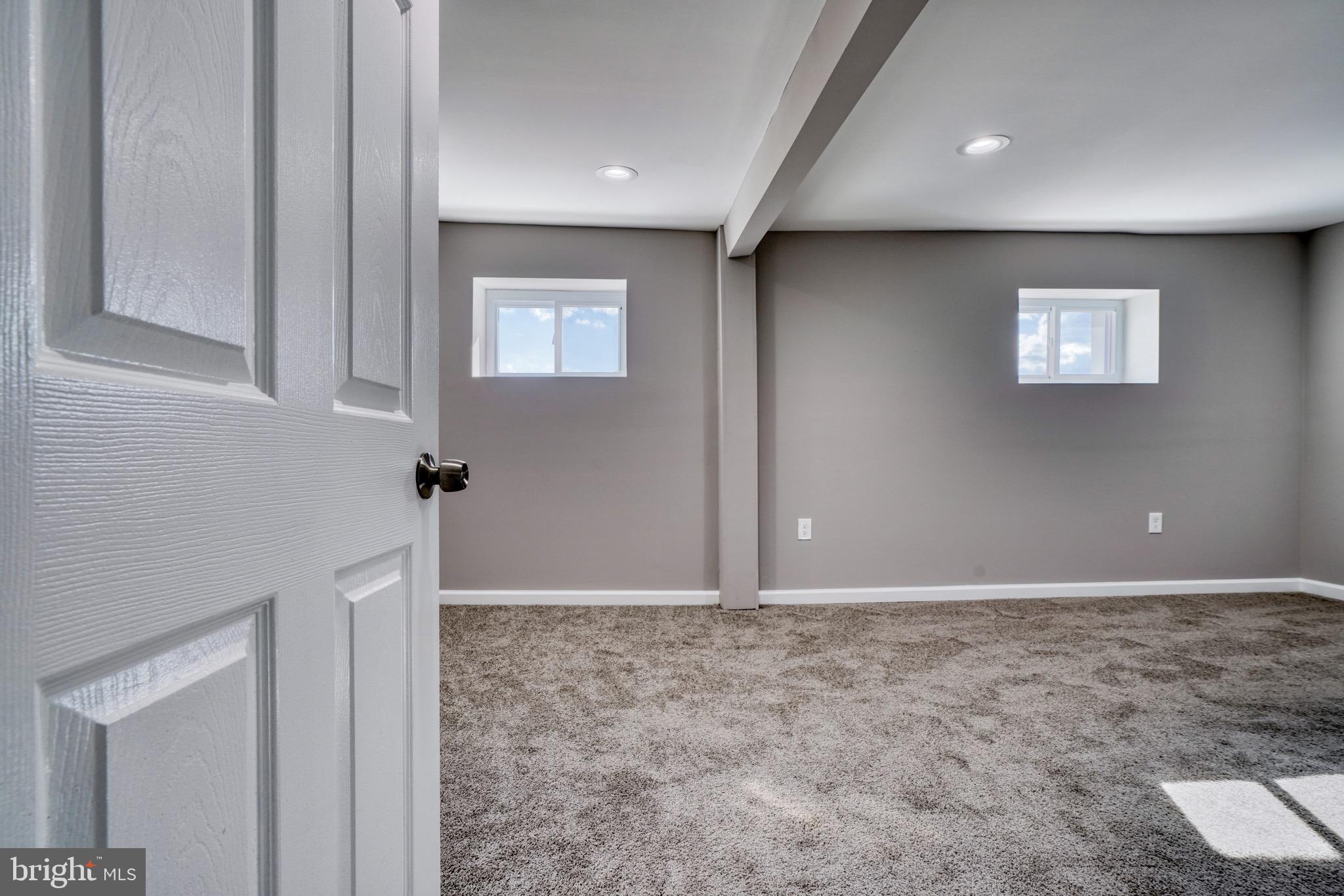 LIBERTY SQUARE - Residential