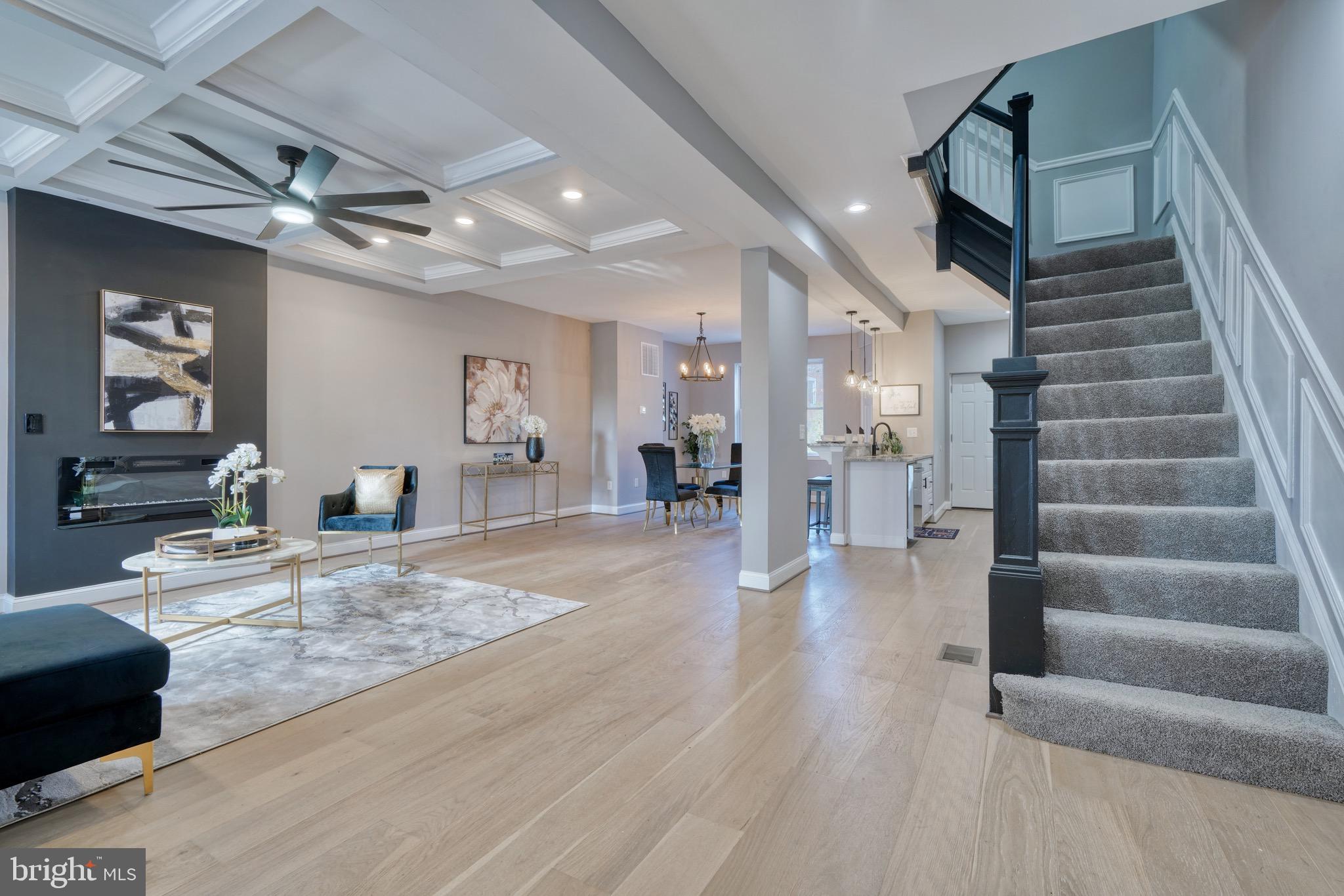 LIBERTY SQUARE - Residential