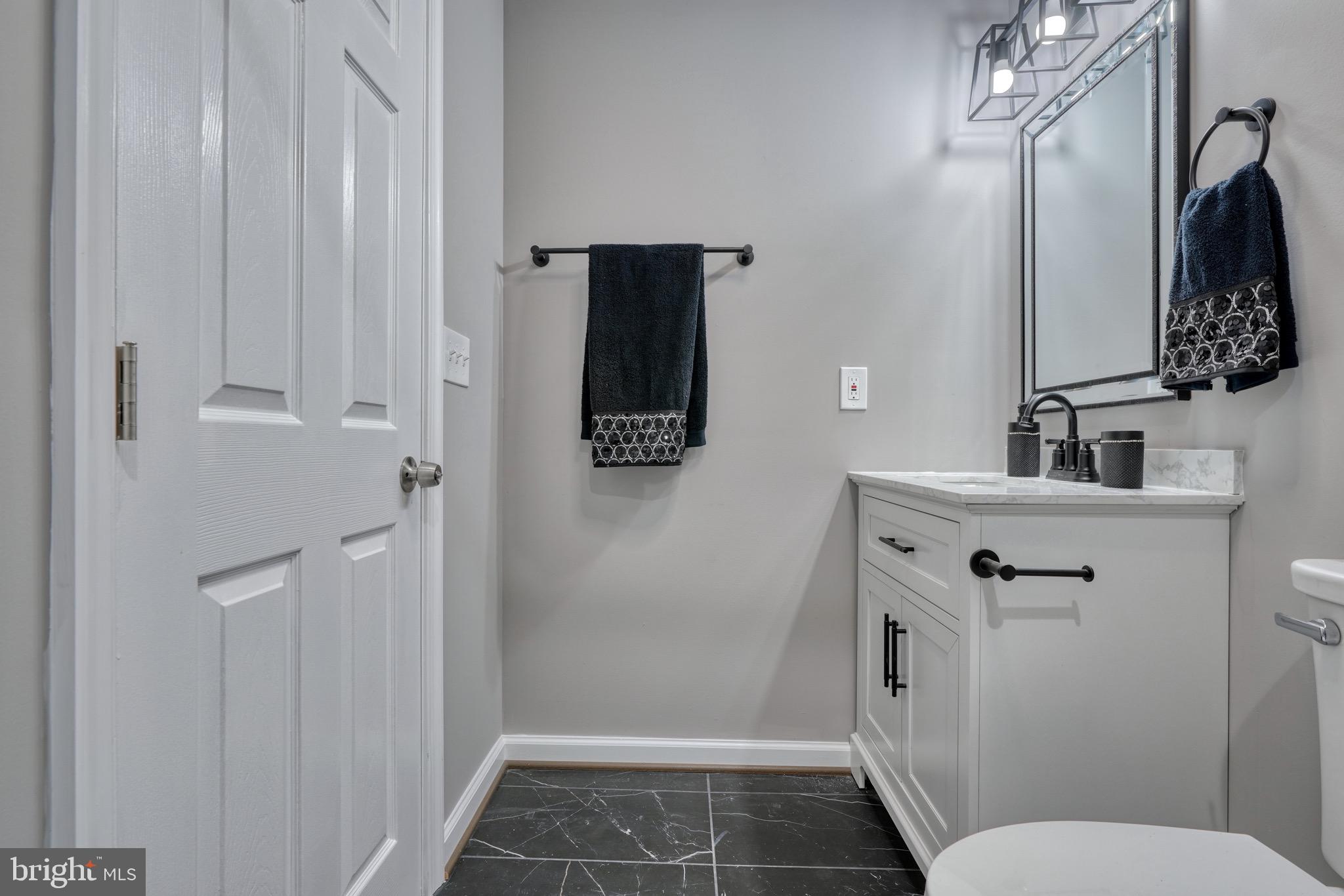 LIBERTY SQUARE - Residential