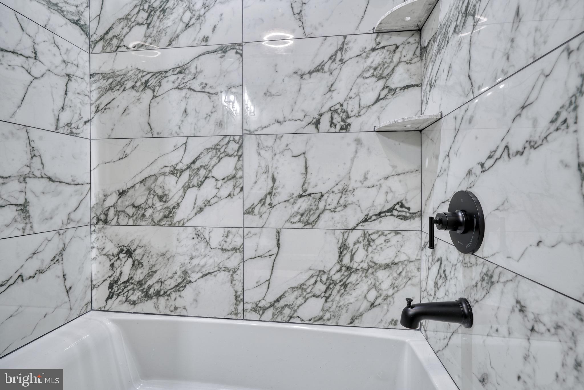 LIBERTY SQUARE - Residential