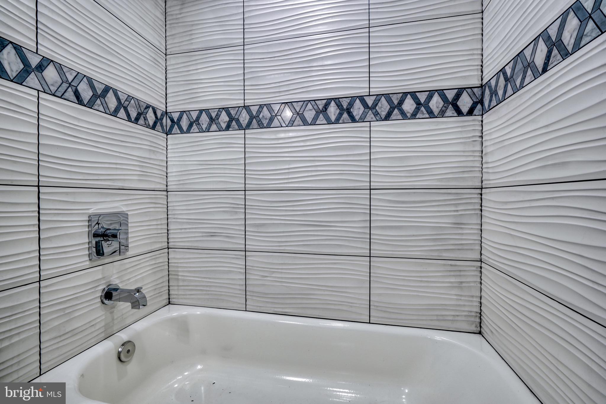 LIBERTY SQUARE - Residential