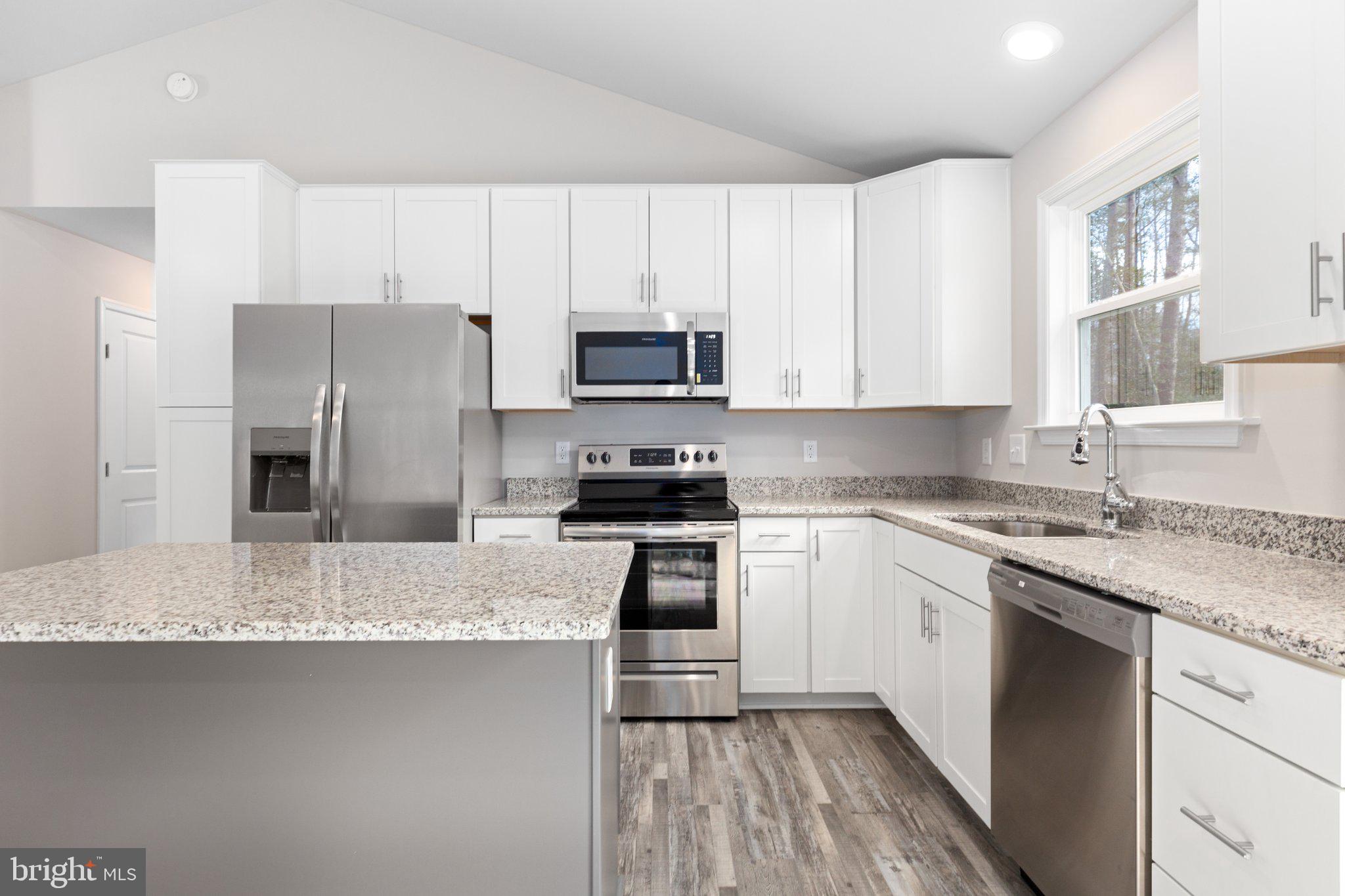 PLACID BAY ESTATES - Residential