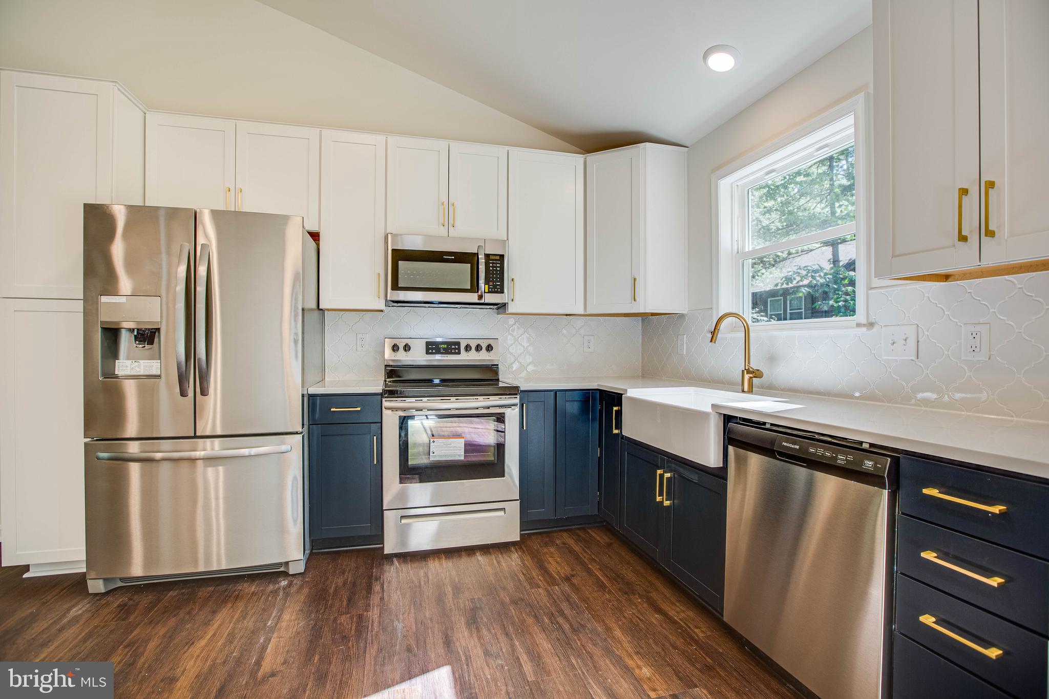 PLACID BAY ESTATES - Residential