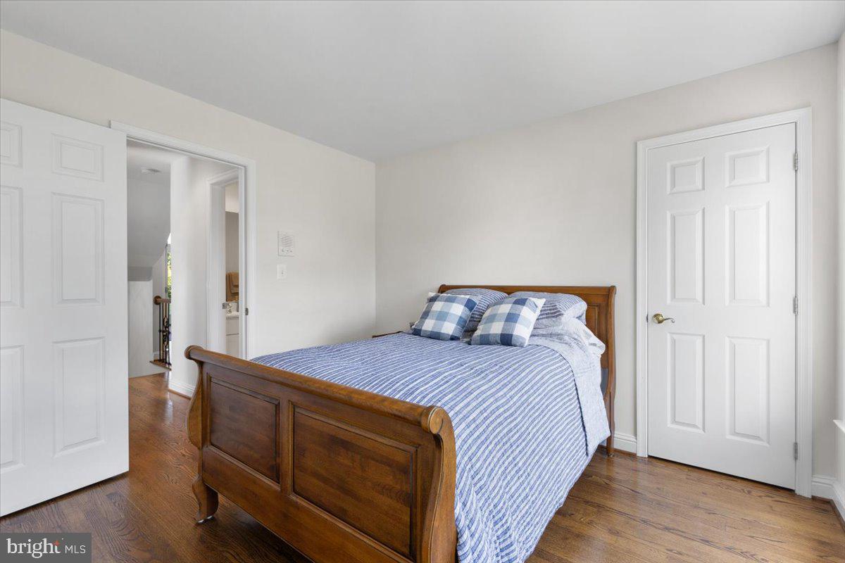 PALISADES PARK - Residential