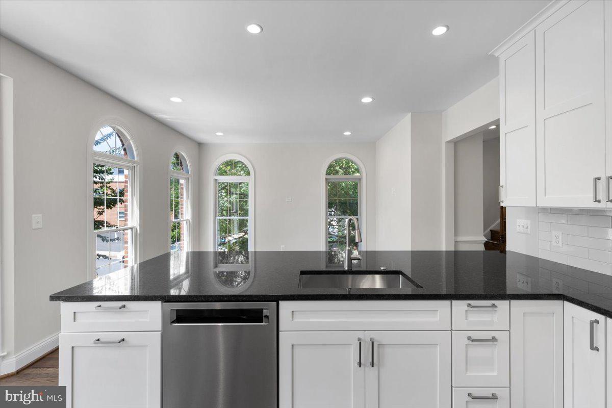 PALISADES PARK - Residential